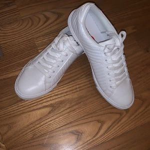 Women’s size 10 Nautica shoes